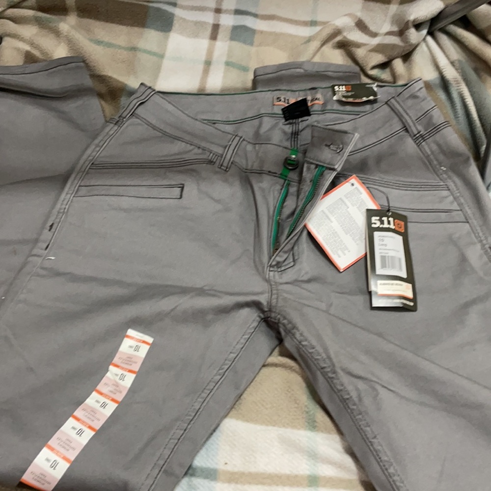 New - Picture 2 of 2